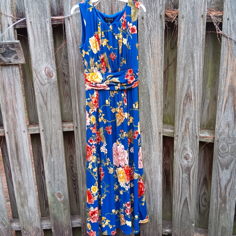 Floral Blue Maxi Dress